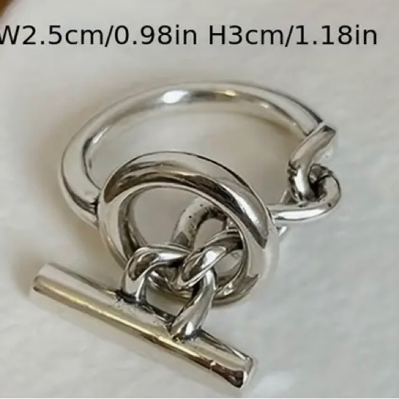 One size open link adjustable ring. - Picture 2 of 2